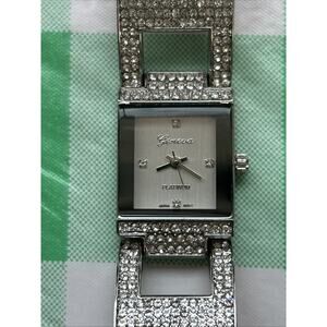 Geneva Platinum Silver Tone Women’s Quartz Watch